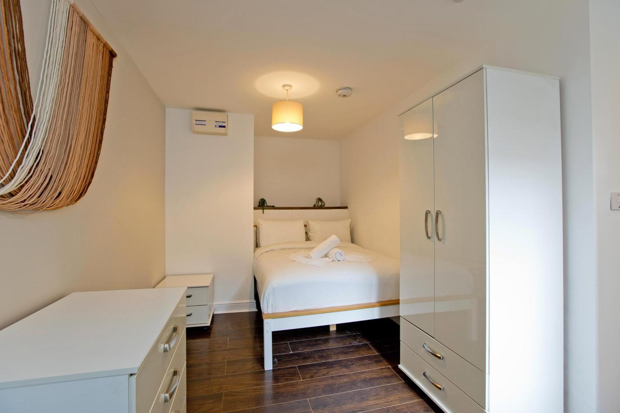 Imperial Corner House-Whitechapel Apartment 런던 외부 사진