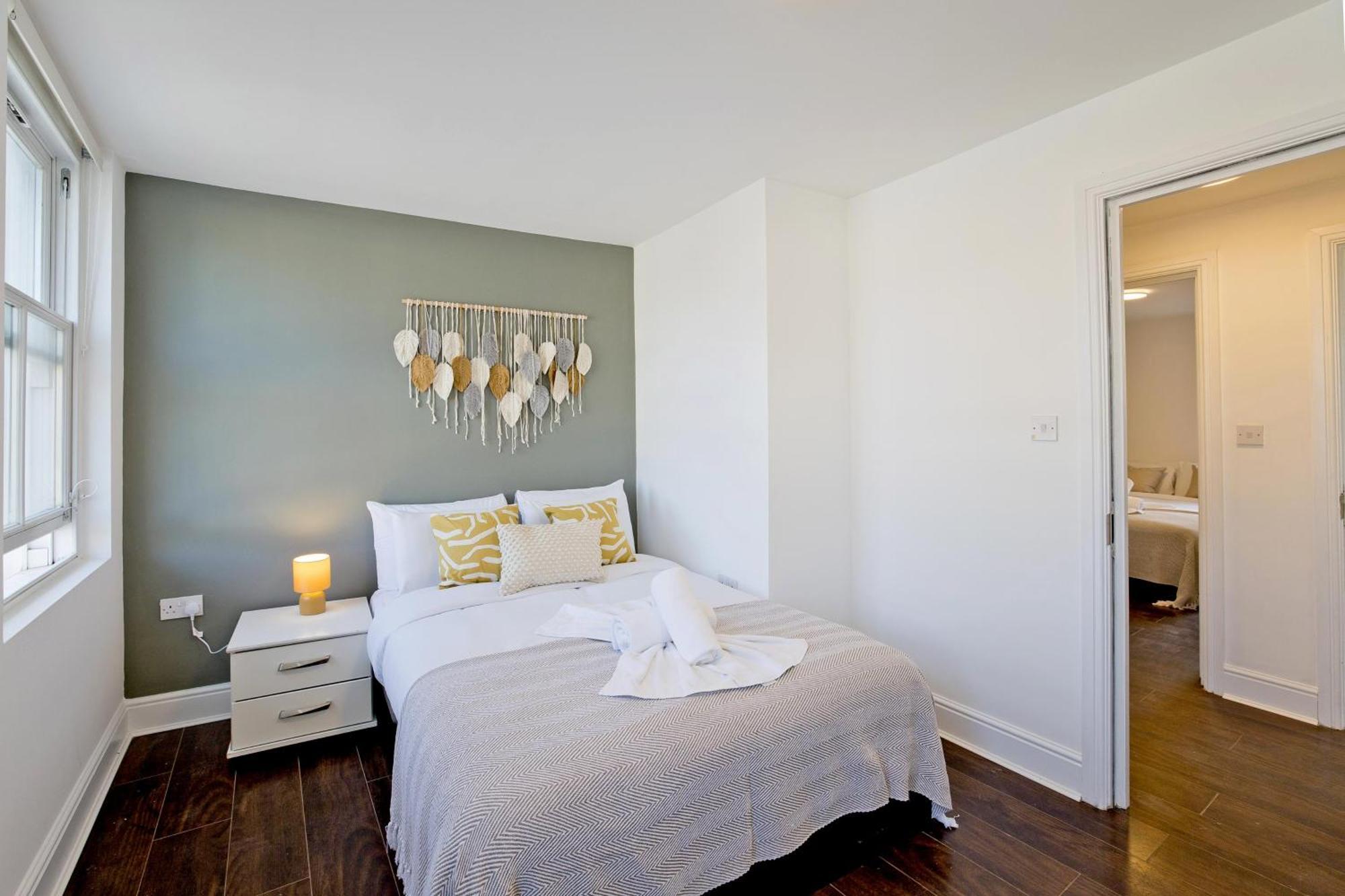 Imperial Corner House-Whitechapel Apartment 런던 외부 사진