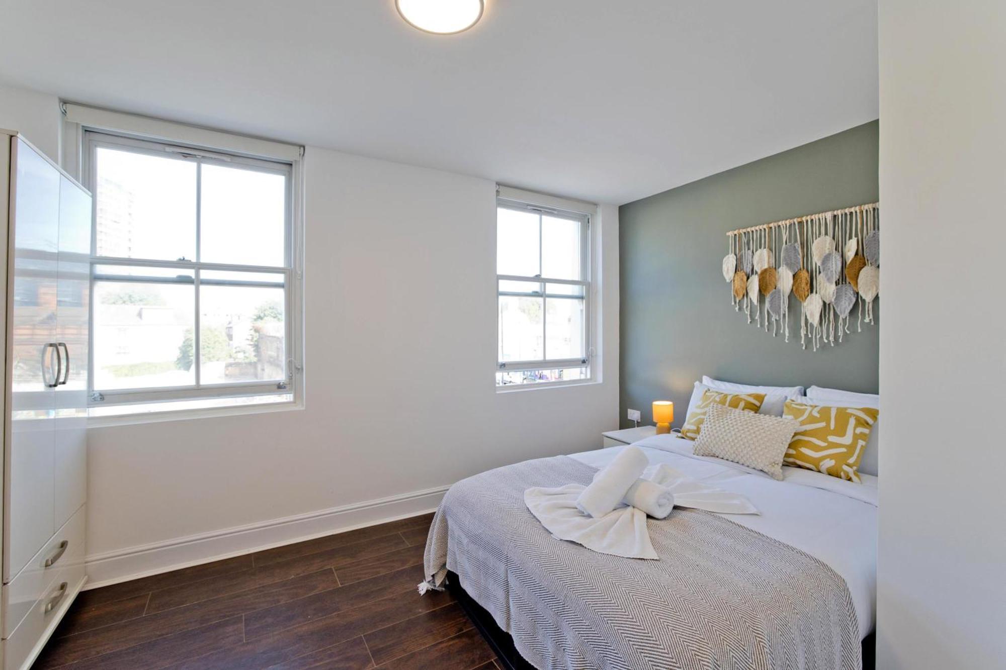 Imperial Corner House-Whitechapel Apartment 런던 외부 사진