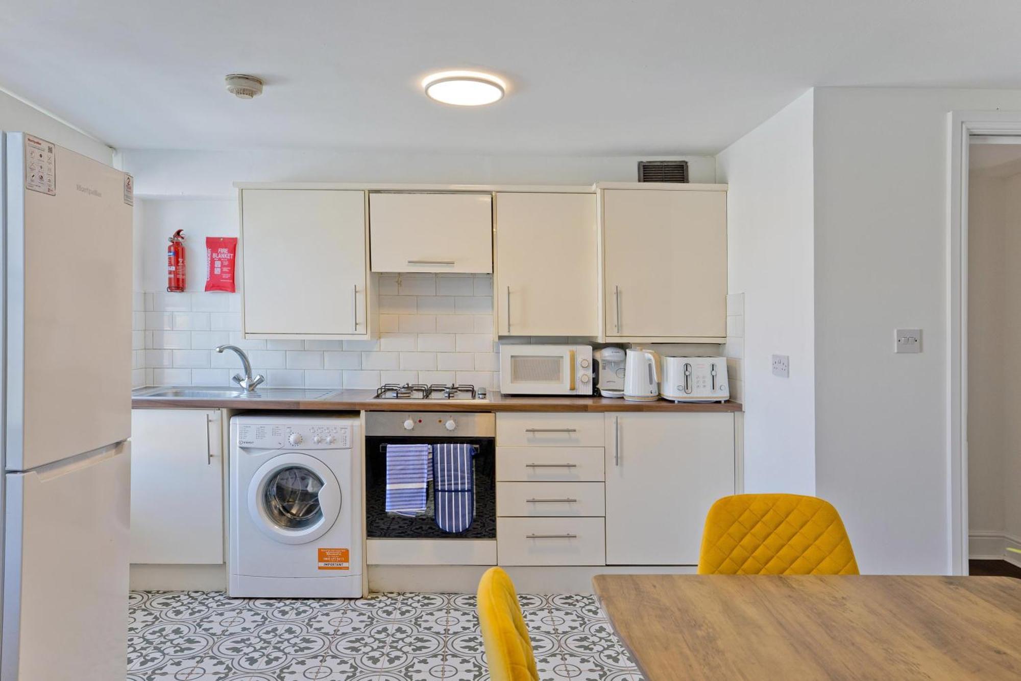 Imperial Corner House-Whitechapel Apartment 런던 외부 사진